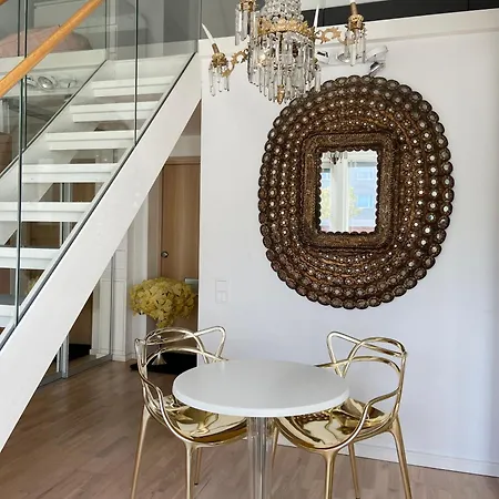 Elegant Penthouse Loft - Center Apartamento