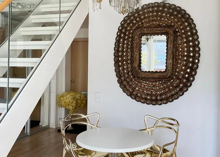 Elegant Penthouse Loft - Center Appartement